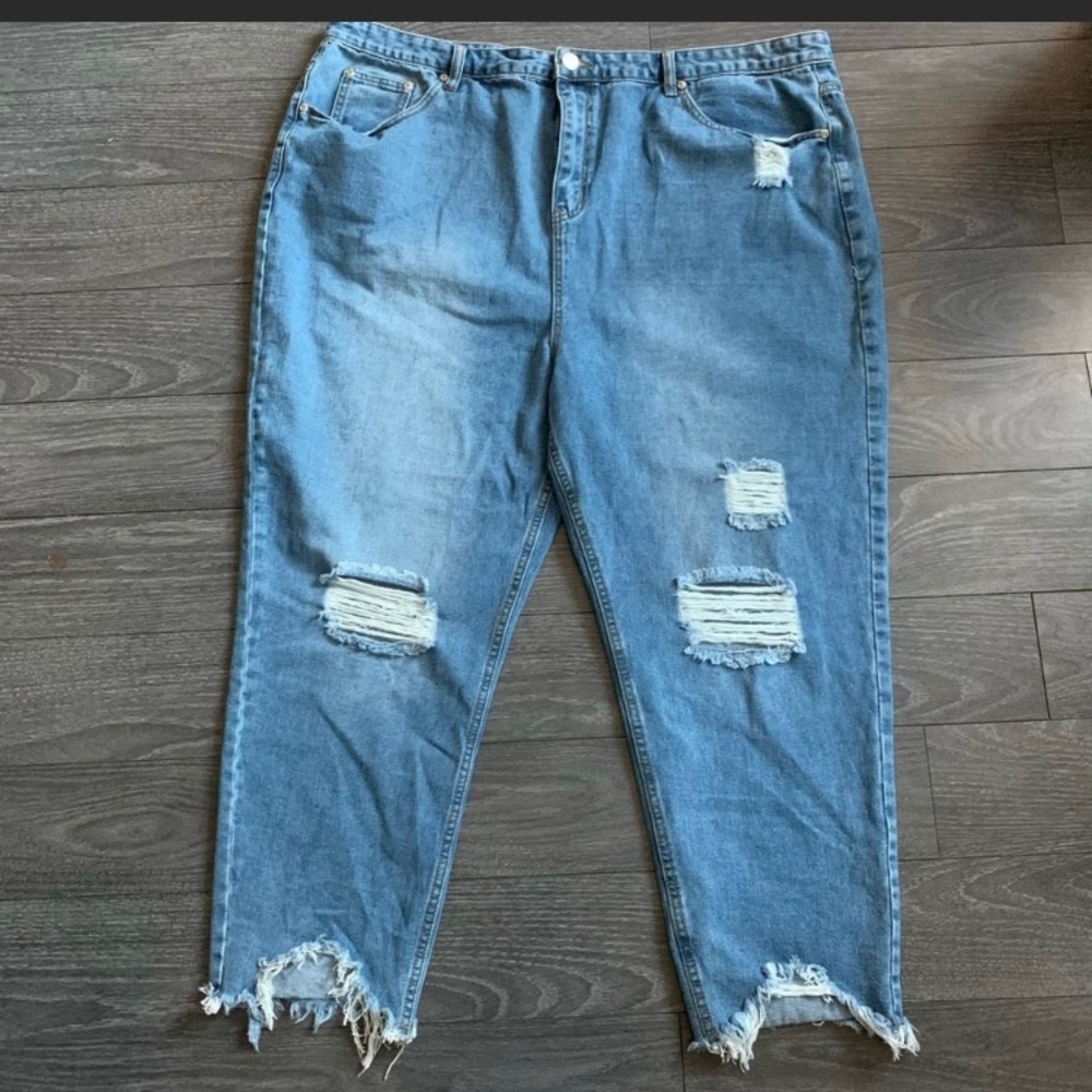 Boohoo distressed Jeans